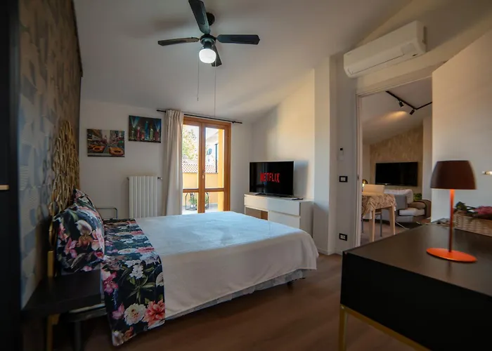 La Coccola By Andrea Castelfranco Emilia